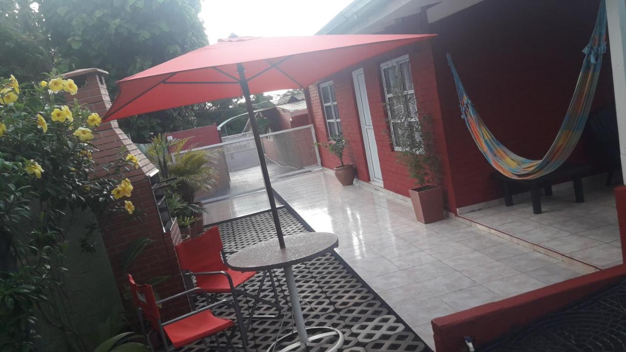 En Familia Villa ปูแอร์โตอีกวาซู ภายนอก รูปภาพ